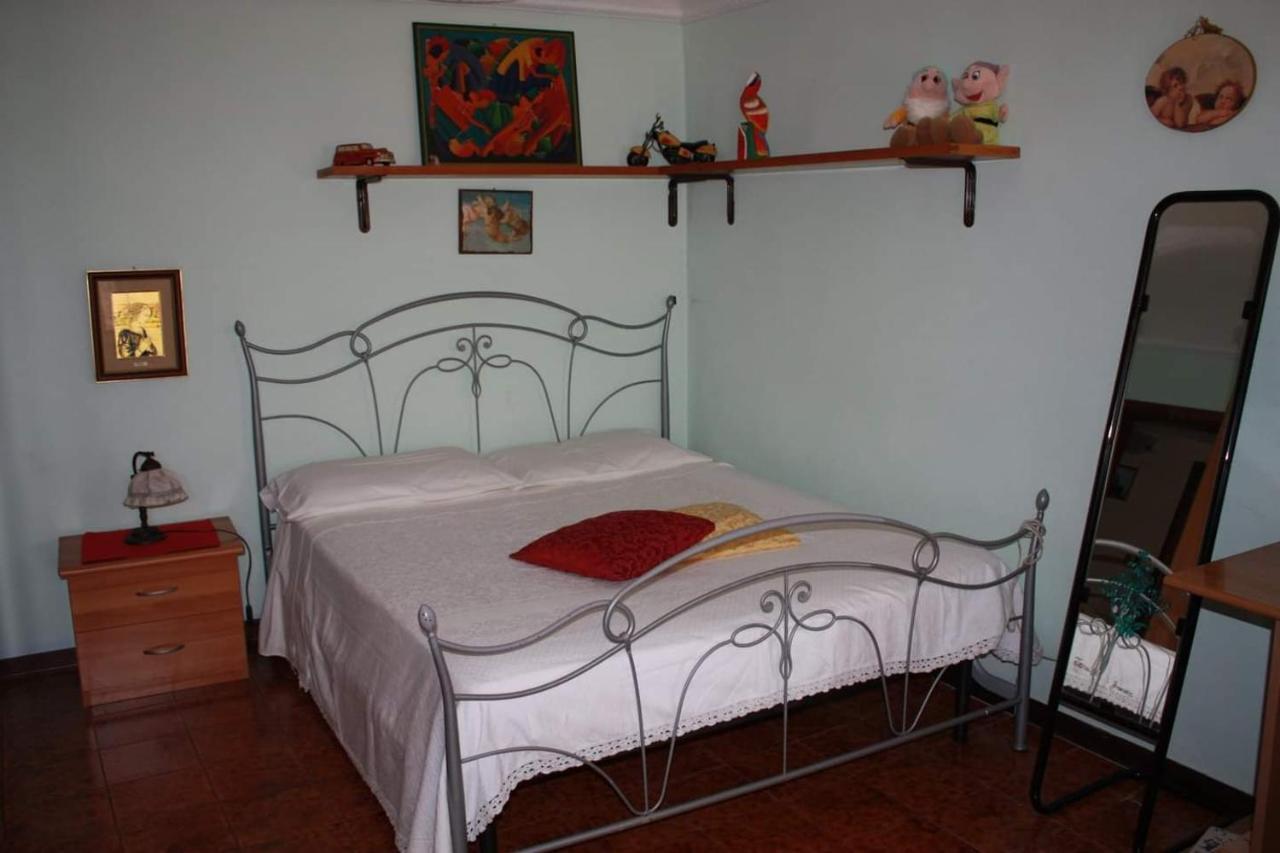 B&B Mamma Ari Fermo Exterior photo